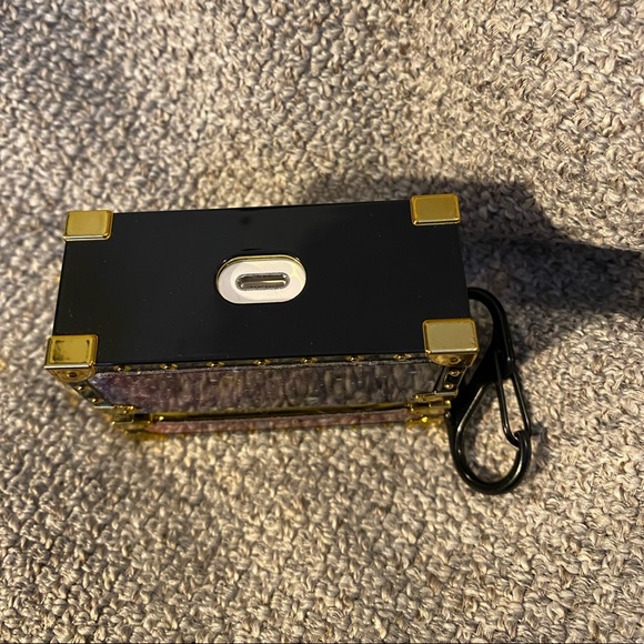 AirPod Pro 1 / 2 Case #242 - Picture 4 of 4